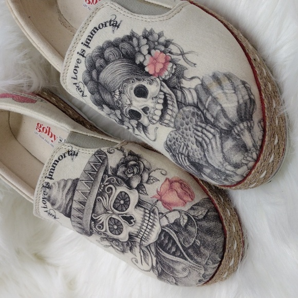 Goby Skull Shoes - Picture 5 of 9